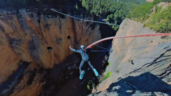 Wild Jump rope jump y puenting en Montanejos