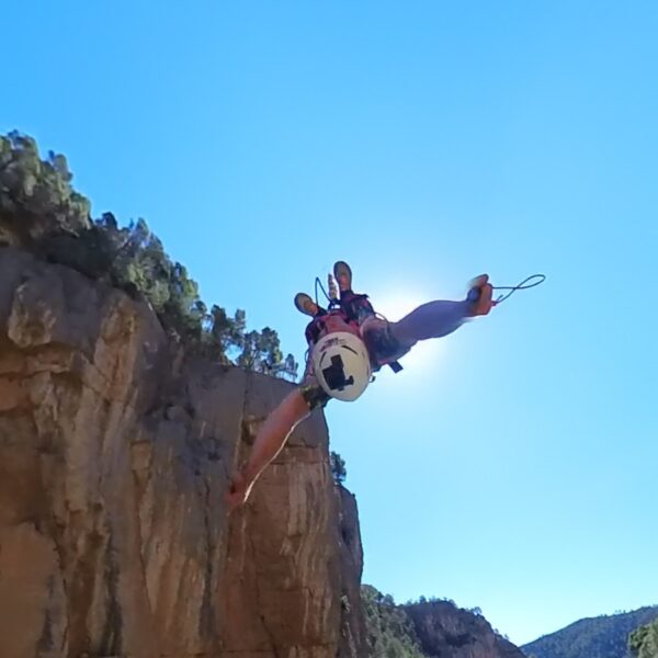 2 saltos de pies - Rope Jump Montanejos